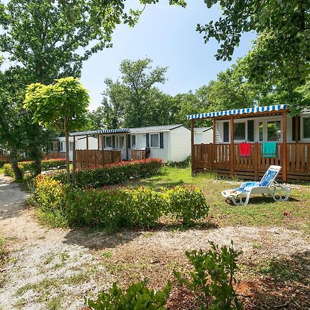 Albatross Mobile Homes On Solaris Camping Fkk-Naturist ポレッチ エクステリア 写真